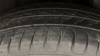 Used 2015 Hyundai Elite i20 [2014-2018] Asta 1.2 Petrol Manual tyres LEFT REAR TYRE TREAD VIEW