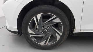 Used 2021 Hyundai New i20 Asta 1.0 Turbo IMT Petrol Manual tyres LEFT FRONT TYRE RIM VIEW