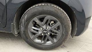 Used 2021 Hyundai Grand i10 Nios Sportz AMT 1.2 Kappa VTVT Petrol Automatic tyres RIGHT FRONT TYRE RIM VIEW