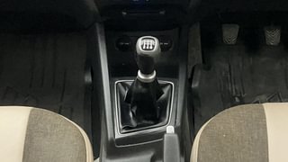Used 2015 Hyundai Elite i20 [2014-2018] Asta 1.2 Petrol Manual interior GEAR  KNOB VIEW
