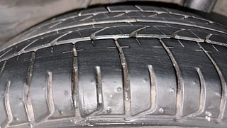 Used 2014 Honda Mobilio [2014-2017] V Diesel Diesel Manual tyres LEFT REAR TYRE TREAD VIEW