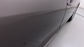 Used 2014 Honda Mobilio [2014-2017] V Diesel Diesel Manual dents MINOR SCRATCH