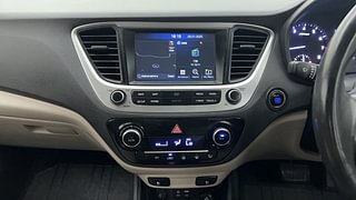 Used 2019 Hyundai Verna [2017-2020] 1.6 VTVT SX (O) AT Petrol Automatic interior MUSIC SYSTEM & AC CONTROL VIEW
