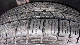 Used 2016 Maruti Suzuki Vitara Brezza [2016-2020] ZDi Diesel Manual tyres RIGHT REAR TYRE TREAD VIEW