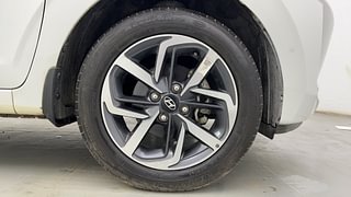 Used 2021 Hyundai Grand i10 Nios Sportz 1.2 Kappa VTVT Petrol Manual tyres RIGHT FRONT TYRE RIM VIEW