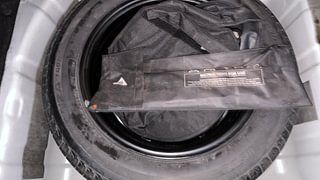 Used 2021 tata Nexon XZA Plus (O) AMT Petrol Automatic tyres SPARE TYRE VIEW
