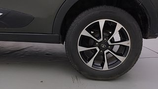 Used 2021 tata Nexon XZA Plus (O) AMT Petrol Automatic tyres LEFT REAR TYRE RIM VIEW
