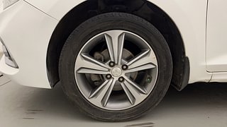 Used 2019 Hyundai Verna [2017-2020] 1.6 VTVT SX (O) AT Petrol Automatic tyres LEFT FRONT TYRE RIM VIEW