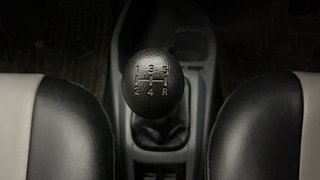 Used 2016 Maruti Suzuki Alto 800 [2012-2016] Lxi Petrol Manual interior GEAR  KNOB VIEW