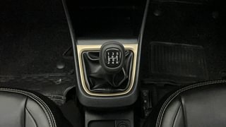 Used 2023 Tata Punch Accomplished iCNG Petrol+cng Manual interior GEAR  KNOB VIEW
