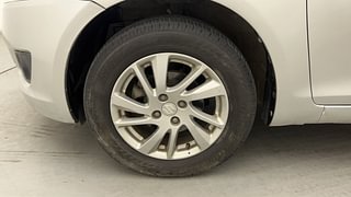 Used 2013 Maruti Suzuki Swift [2011-2017] ZXi Petrol Manual tyres LEFT FRONT TYRE RIM VIEW