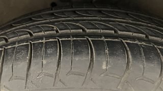 Used 2013 Maruti Suzuki Swift [2011-2017] ZXi Petrol Manual tyres RIGHT FRONT TYRE TREAD VIEW