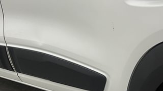 Used 2021 renault Kwid 1.0 RXT Opt Petrol Manual dents MINOR DENT