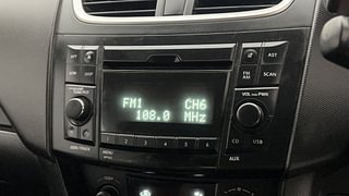 Used 2013 Maruti Suzuki Swift [2011-2017] ZXi Petrol Manual top_features Integrated (in-dash) music system
