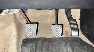 Used 2016 Hyundai Elite i20 [2014-2018] Asta 1.2 Petrol Manual interior PEDALS VIEW
