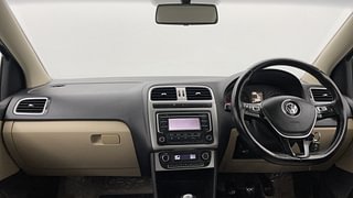 Used 2015 Volkswagen Polo [2015-2019] Highline1.2L (P) Petrol Manual interior DASHBOARD VIEW