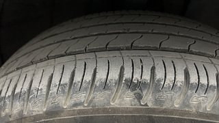 Used 2021 Hyundai Venue [2019-2022] SX 1.0  Turbo iMT Petrol Manual tyres RIGHT FRONT TYRE TREAD VIEW