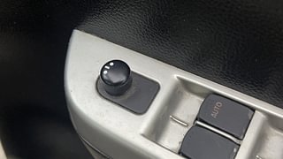 Used 2014 Maruti Suzuki Wagon R 1.0 [2010-2019] VXi Petrol Manual top_features Adjustable ORVM