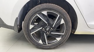 Used 2020 Hyundai Verna SX Opt Petrol Petrol Manual tyres RIGHT REAR TYRE RIM VIEW
