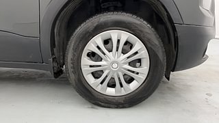 Used 2022 Tata Punch Adventure Rhythm Pack MT Petrol Manual tyres RIGHT FRONT TYRE RIM VIEW