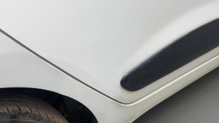 Used 2018 Hyundai Grand i10 [2017-2020] Magna 1.2 Kappa VTVT Petrol Manual dents MINOR SCRATCH