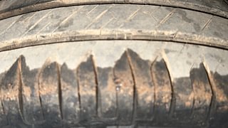 Used 2014 Maruti Suzuki Wagon R 1.0 [2010-2019] VXi Petrol Manual tyres RIGHT REAR TYRE TREAD VIEW