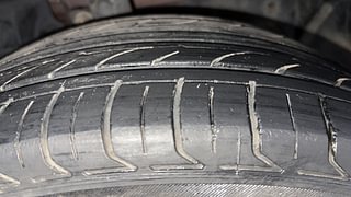Used 2015 Ford Figo Aspire [2015-2019] Titanium1.5 TDCi Diesel Manual tyres RIGHT FRONT TYRE TREAD VIEW