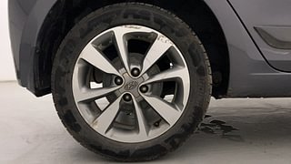 Used 2017 Hyundai Elite i20 [2014-2018] Asta 1.2 (O) Petrol Manual tyres RIGHT REAR TYRE RIM VIEW