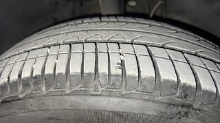 Used 2021 Tata Tiago XZA+ AMT Petrol Automatic tyres RIGHT FRONT TYRE TREAD VIEW