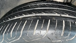 Used 2015 Volkswagen Polo [2015-2019] Highline1.2L (P) Petrol Manual tyres LEFT FRONT TYRE TREAD VIEW