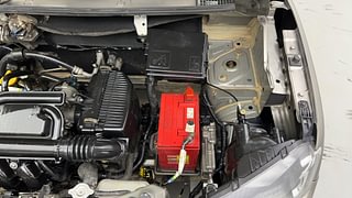 Used 2016 Renault Kwid [2015-2019] 1.0 RXT AMT Petrol Automatic engine ENGINE LEFT SIDE VIEW