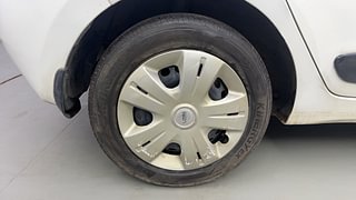 Used 2018 Hyundai Grand i10 [2017-2020] Magna 1.2 Kappa VTVT Petrol Manual tyres RIGHT REAR TYRE RIM VIEW