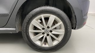 Used 2015 Volkswagen Polo [2015-2019] Highline1.2L (P) Petrol Manual tyres LEFT REAR TYRE RIM VIEW