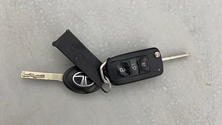 Used 2022 Tata Punch Adventure Rhythm Pack MT Petrol Manual extra CAR KEY VIEW