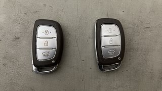Used 2014 Hyundai Xcent SX 1.2 (O) Petrol Manual extra CAR KEY VIEW