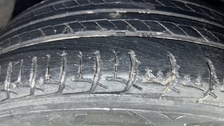 Used 2018 Maruti Suzuki Baleno [2015-2019] Delta Petrol Petrol Manual tyres RIGHT FRONT TYRE TREAD VIEW