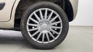 Used 2014 Maruti Suzuki Wagon R 1.0 [2010-2019] VXi Petrol Manual tyres LEFT REAR TYRE RIM VIEW