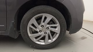 Used 2019 Honda Jazz V Petrol Petrol Manual tyres RIGHT FRONT TYRE RIM VIEW