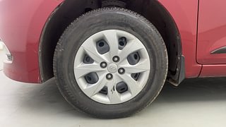 Used 2015 Hyundai Elite i20 [2014-2018] Sportz 1.2 Petrol Manual tyres LEFT FRONT TYRE RIM VIEW