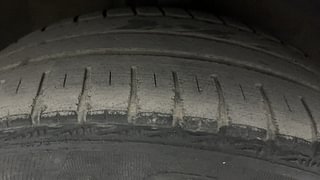 Used 2014 Toyota Etios [2010-2017] G Petrol Manual tyres RIGHT FRONT TYRE TREAD VIEW