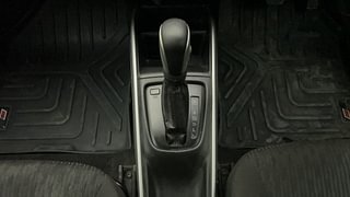Used 2018 Maruti Suzuki Baleno [2015-2019] Alpha AT Petrol Petrol Automatic interior GEAR  KNOB VIEW