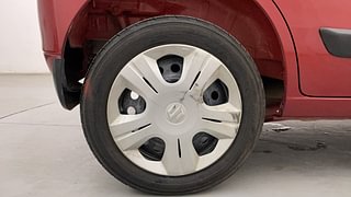 Used 2015 Maruti Suzuki Wagon R 1.0 [2010-2019] VXi Petrol Manual tyres RIGHT REAR TYRE RIM VIEW