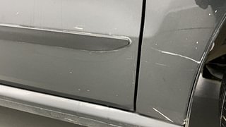 Used 2015 Volkswagen Polo [2015-2019] Highline1.2L (P) Petrol Manual dents MINOR SCRATCH