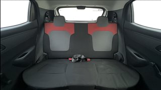 Used 2016 Renault Kwid [2015-2019] 1.0 RXT AMT Petrol Automatic interior REAR SEAT CONDITION VIEW