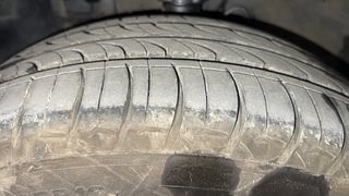 Used 2017 Hyundai Elite i20 [2014-2018] Asta 1.2 (O) Petrol Manual tyres LEFT FRONT TYRE TREAD VIEW