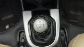 Used 2019 Honda Jazz V Petrol Petrol Manual interior GEAR  KNOB VIEW