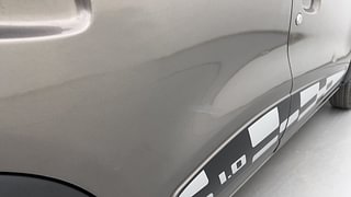 Used 2016 Renault Kwid [2015-2019] 1.0 RXT AMT Petrol Automatic dents MINOR SCRATCH