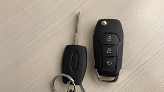 Used 2015 Ford Figo Aspire [2015-2019] Titanium1.5 TDCi Diesel Manual extra CAR KEY VIEW