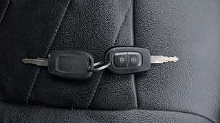 Used 2019 Renault Kwid [2015-2019] RXL Petrol Manual extra CAR KEY VIEW