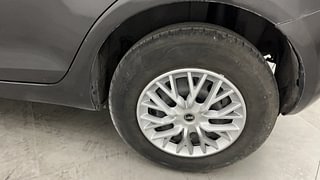 Used 2016 Maruti Suzuki Swift [2011-2017] VXi Petrol Manual tyres LEFT REAR TYRE RIM VIEW
